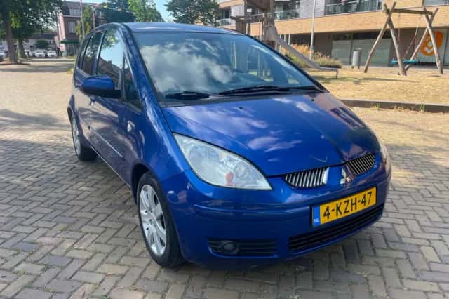 Mitsubishi Colt (2006) thumbnail 1