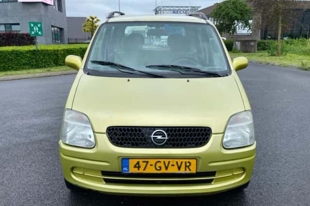 Opel Agila (2001) thumbnail 3