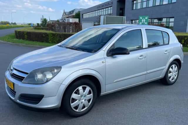 Opel Astra (2006) thumbnail 5