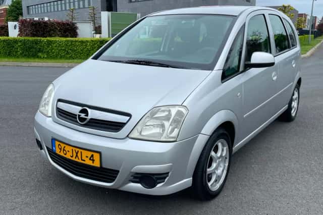 Opel Meriva (2009) thumbnail 4