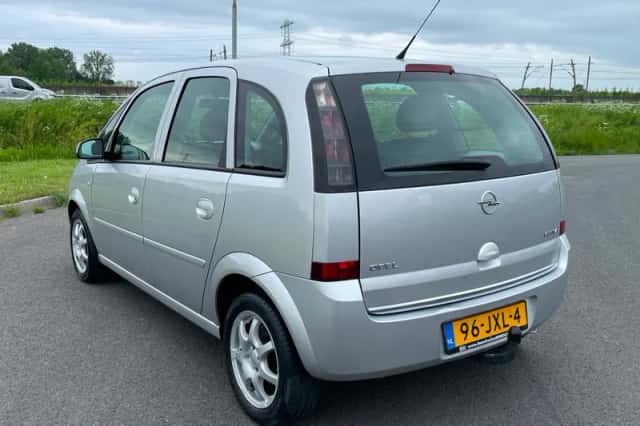 Opel Meriva (2009) thumbnail 6