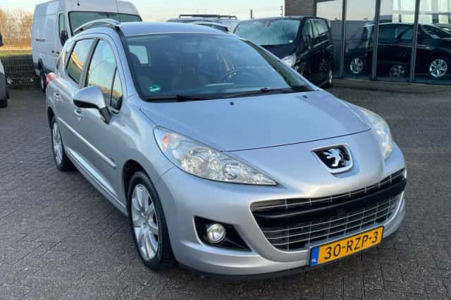 Peugeot 207 (2011) thumbnail 1