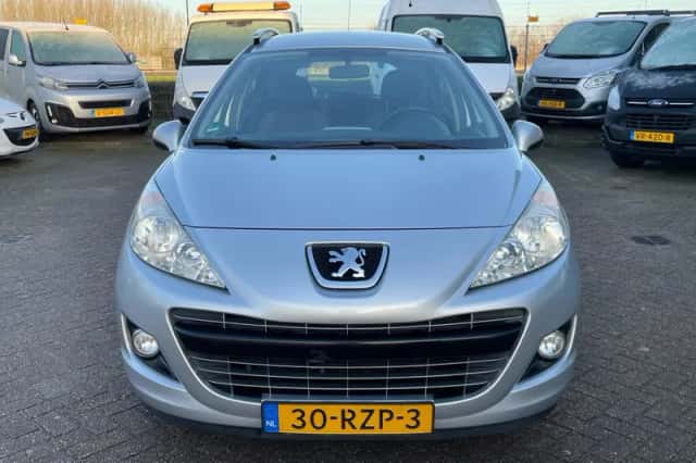 Peugeot 207 (2011) thumbnail 3