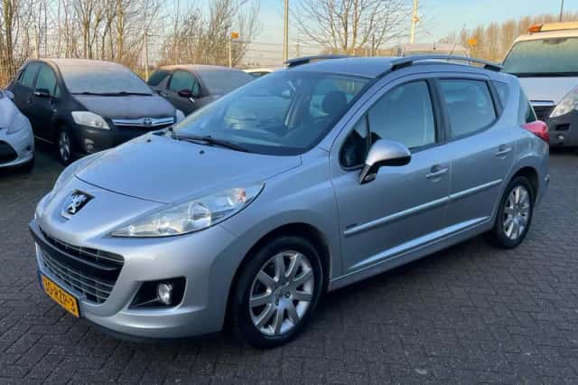 Peugeot 207 (2011) thumbnail 5