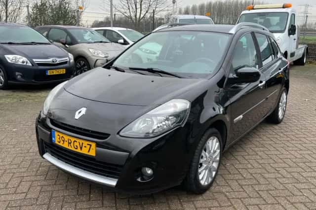 Renault Clio (2011) thumbnail 4