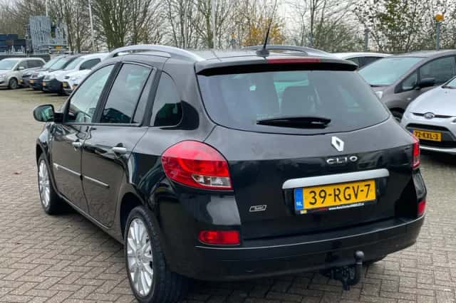 Renault Clio (2011) thumbnail 6