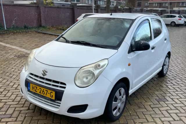 Suzuki Alto (2009) thumbnail 4