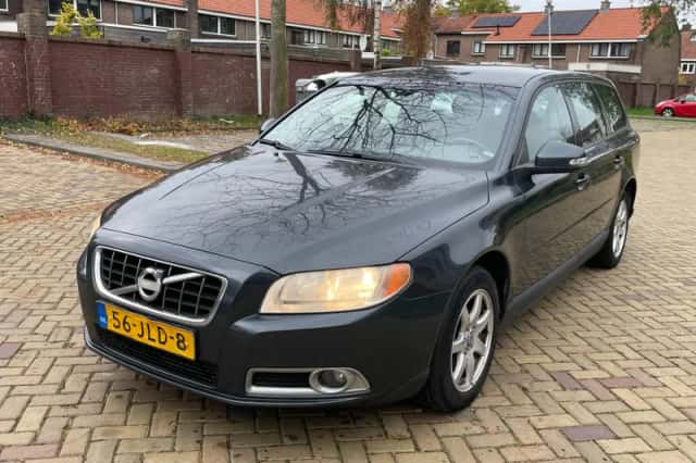 Volvo V70 (2009) thumbnail 4