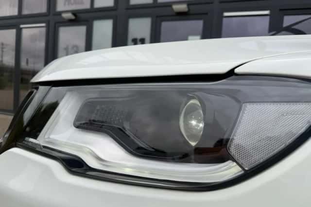 Jeep Compass (2021) thumbnail 2