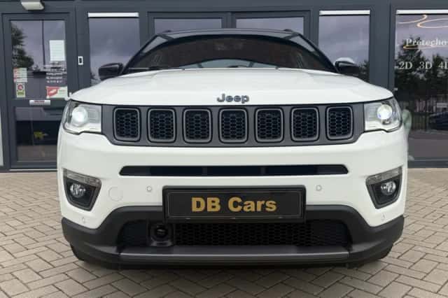 Jeep Compass (2021) thumbnail 3