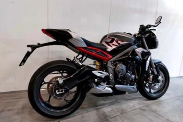 TRIUMPH STREET (2022) thumbnail 2