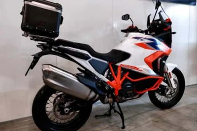 KTM 1290 (2023) thumbnail 2