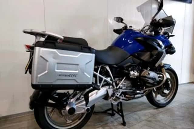 BMW R (2009) thumbnail 2