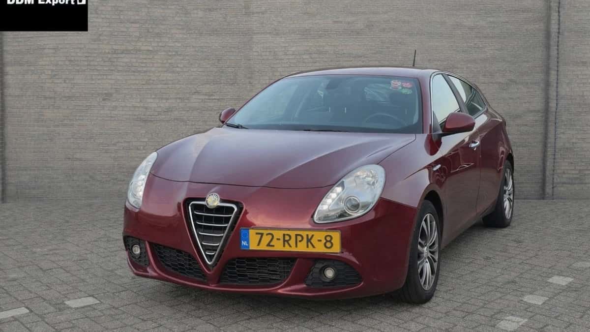 Alfa Romeo Giulietta (2011) — foto 1