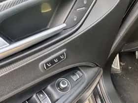 Alfa Romeo Stelvio (2018) thumbnail 15