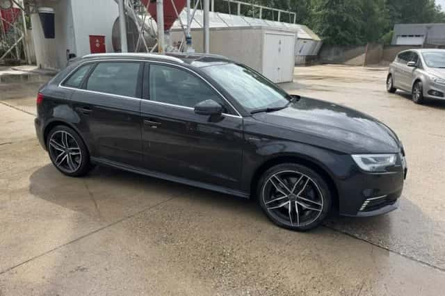 Audi A3 (2017) thumbnail 4