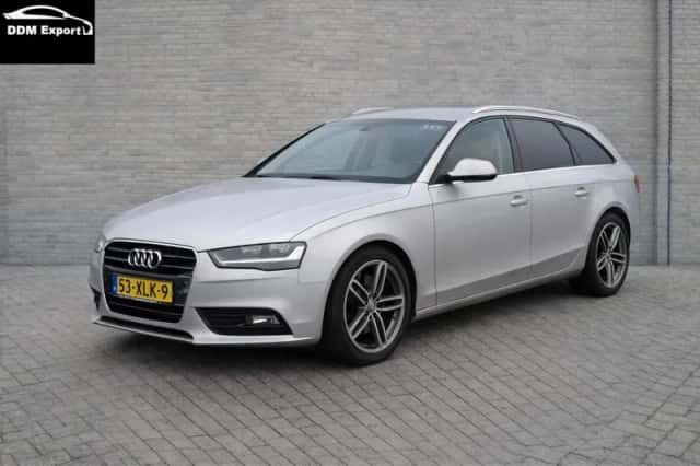 Audi A4 (2012) thumbnail 1