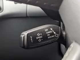 Audi A4 (2012) thumbnail 10