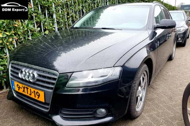 Audi A4 (2011) thumbnail 1