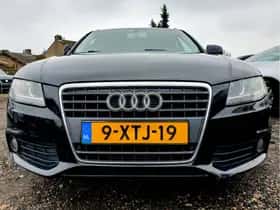 Audi A4 (2011) thumbnail 3