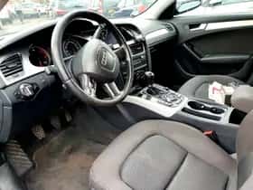 Audi A4 (2011) thumbnail 5