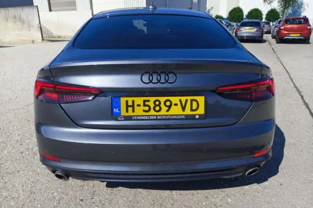 Audi A5 (2020) thumbnail 3