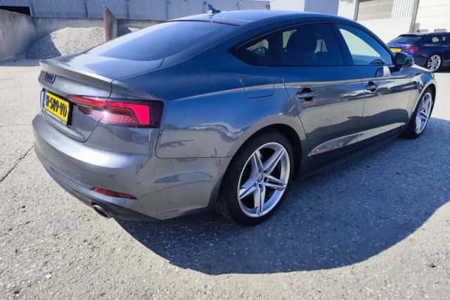 Audi A5 (2020) thumbnail 4