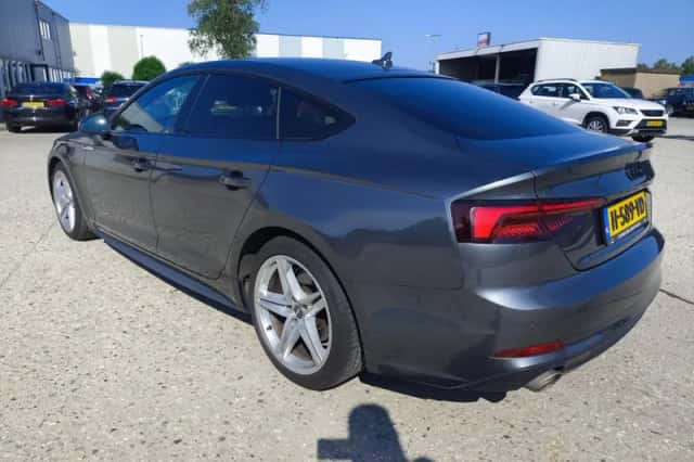 Audi A5 (2020) thumbnail 5