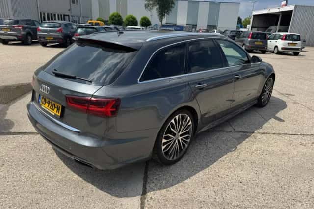 Audi A6 (2015) thumbnail 3