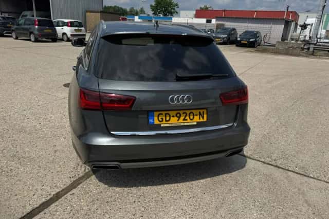 Audi A6 (2015) thumbnail 5