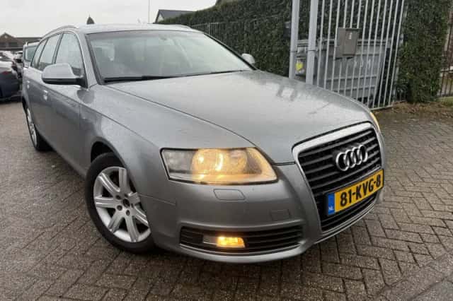 Audi A6 (2010) thumbnail 2