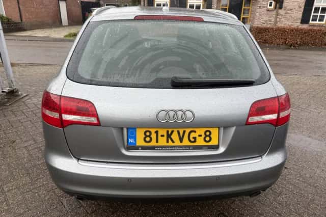 Audi A6 (2010) thumbnail 3