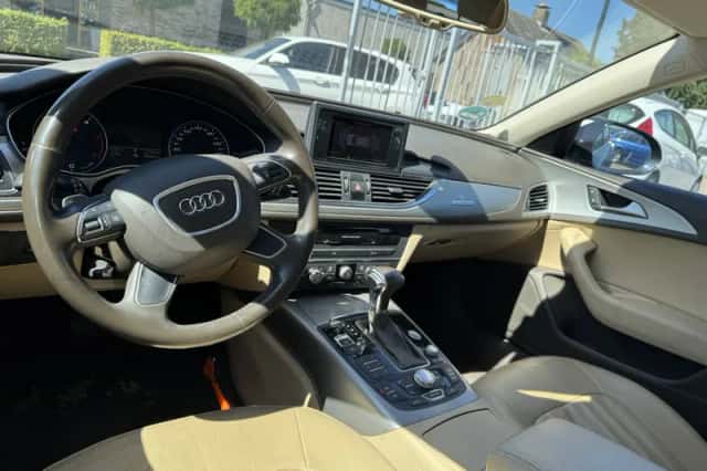 Audi A6 (2012) thumbnail 6