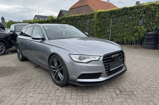 Audi A6 (2013) thumbnail 3