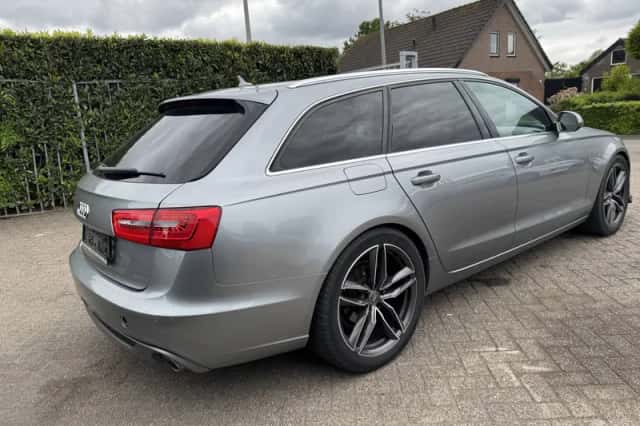 Audi A6 (2013) thumbnail 5