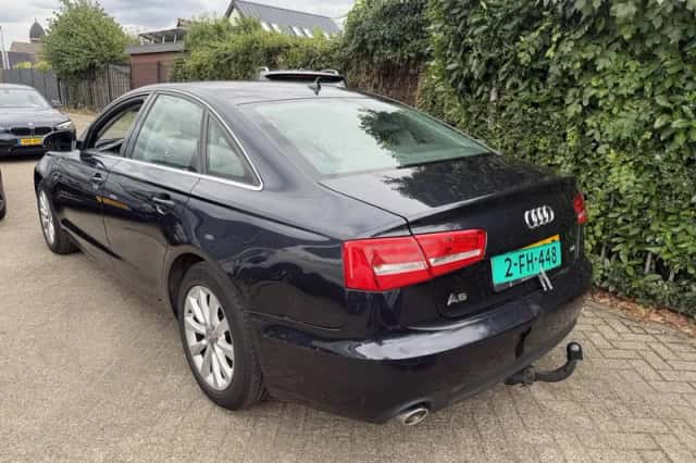 Audi A6 (2011) thumbnail 3