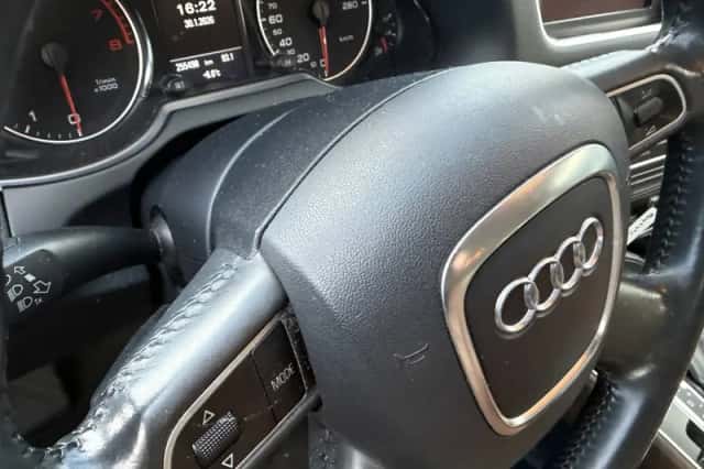Audi Q5 (2011) thumbnail 6