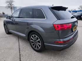 Audi Q7 (2015) thumbnail 4