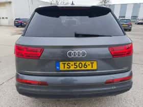 Audi Q7 (2015) thumbnail 5