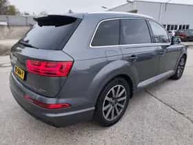 Audi Q7 (2015) thumbnail 6