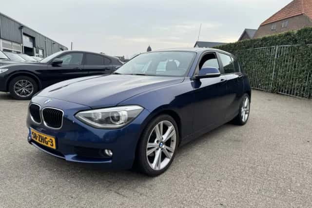 BMW 1-Serie (2012) thumbnail 2