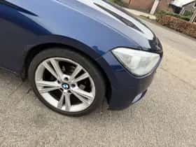 BMW 1-Serie (2012) thumbnail 3