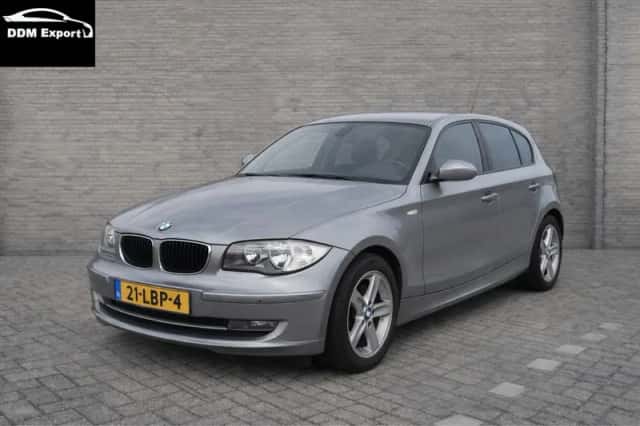 BMW 1-Serie (2010) thumbnail 1