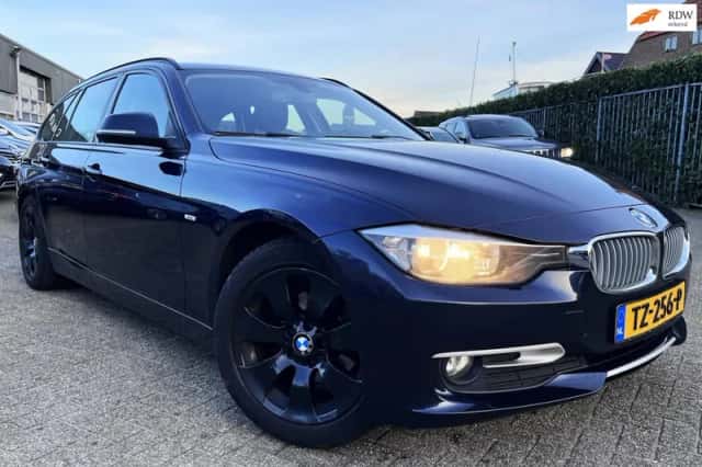 BMW 3-Serie (2014) thumbnail 2