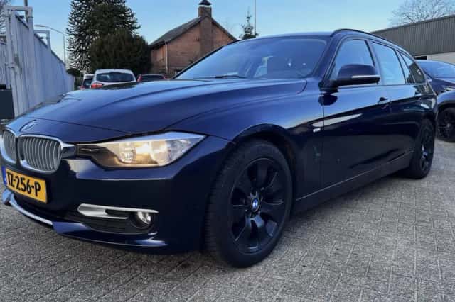 BMW 3-Serie (2014) thumbnail 4