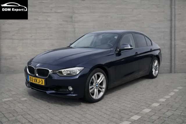 BMW 3-Serie (2012) thumbnail 1