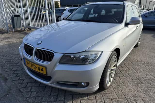 BMW 3-Serie (2012) thumbnail 3