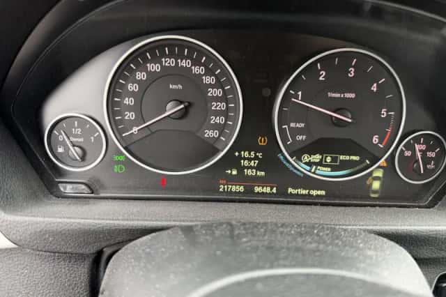 BMW 3-Serie (2014) thumbnail 6