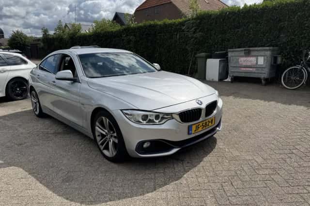 BMW 4-Serie (2016) thumbnail 3