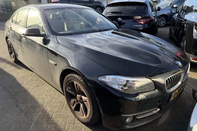 BMW 5-Serie (2013) thumbnail 3